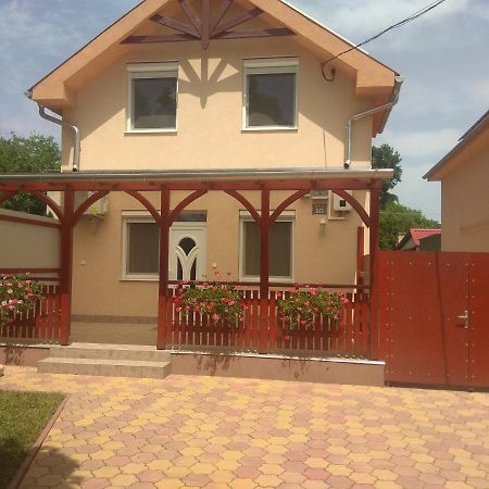Holiday Home Rose Hajdúszoboszló Dış mekan fotoğraf